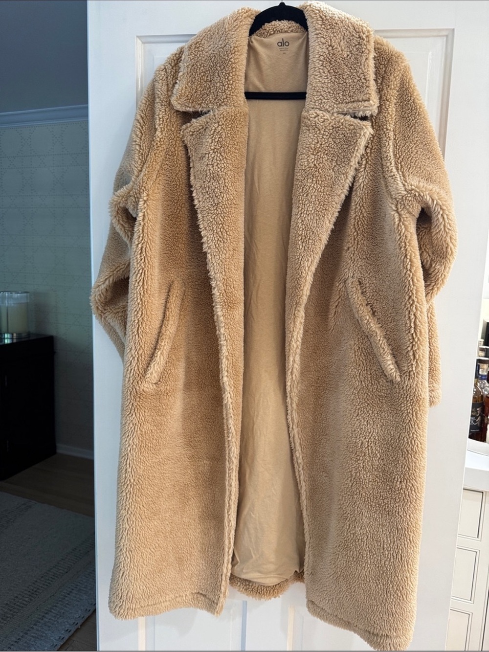 ALO Yoga Teddy Coat Camel Tan Oversized Sherpa Long Jacket - Picture 12 of 16